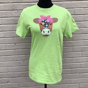 Green Short Sleeve Cotton T-Shirt With Appliqué Cow in Pink Bandana Size S